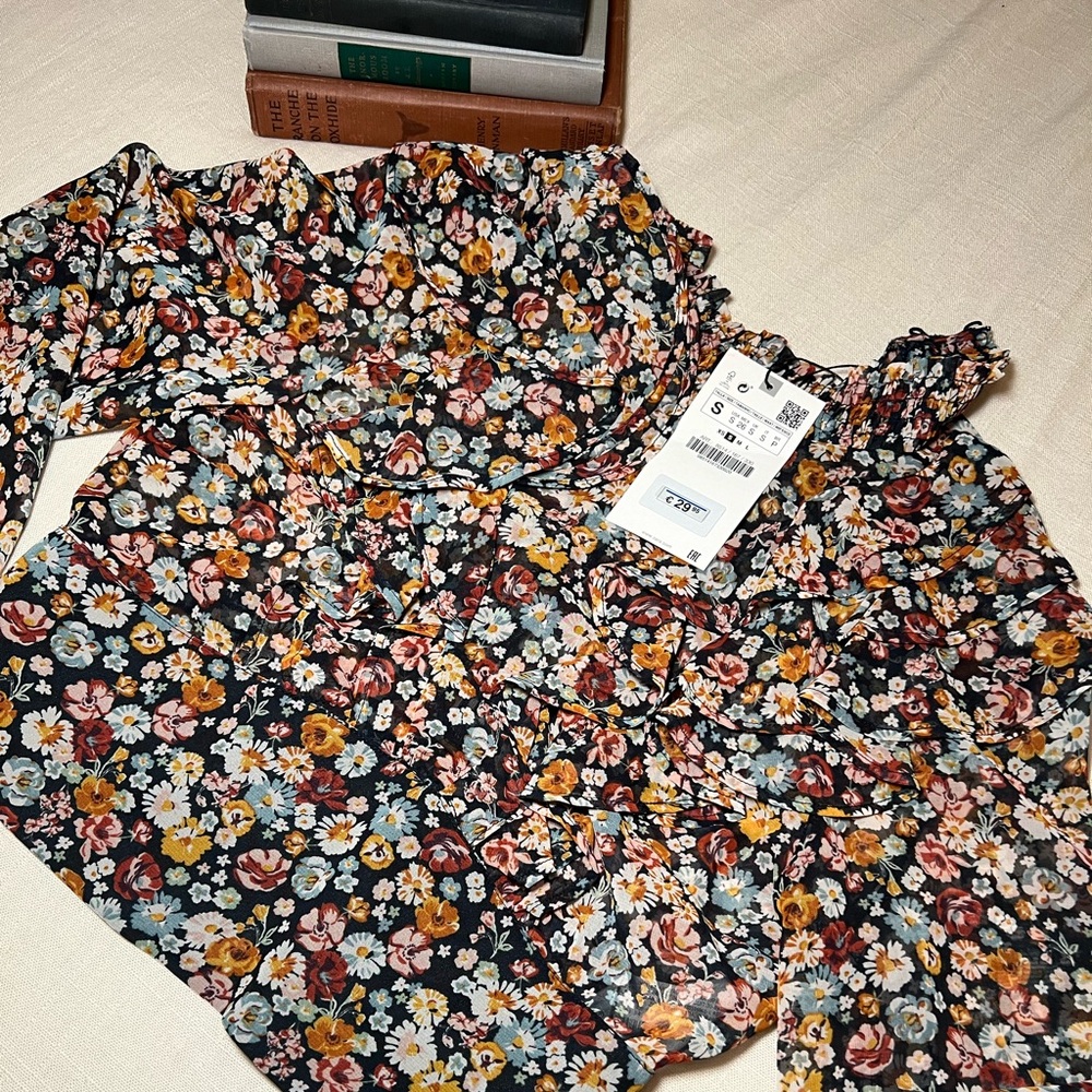 NWT ZARA Blouse
